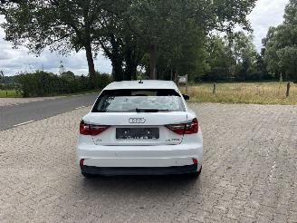 Audi  TFSI 95 PK VIRT DASH AIRCO PDC B.J 2023 LICHTE SCHROEFSCHADE picture 6