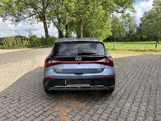 Hyundai I-20 AUTOMAAT 100 PK PREMIUM SPORT BOSE NAVI CLIMA CAMERA LED B.J 12-2024 picture 4