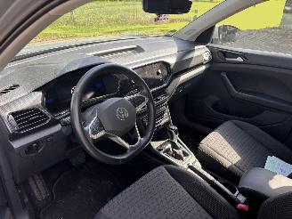 Volkswagen T-Cross AUTOMAAT 110 PK NAVI CLIMA CAMERA VIRT DASH B.J 09-2023 picture 7