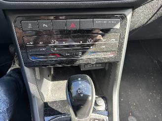 Volkswagen T-Cross AUTOMAAT 110 PK NAVI CLIMA CAMERA VIRT DASH B.J 09-2023 picture 13