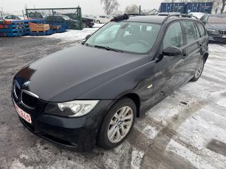 Schadeauto BMW 3-serie 320D 2006/5