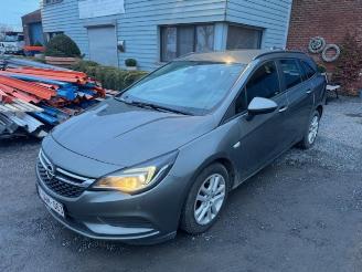 Opel Astra  picture 1