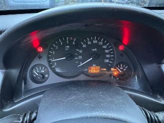 Opel Combo  picture 21