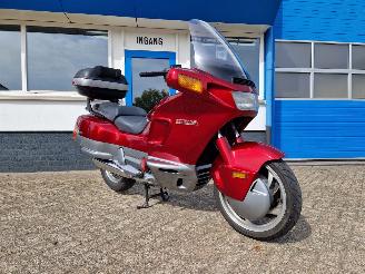 Honda  PC 800 PACIFIC COAST picture 1