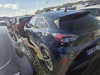 Unfallwagen Ford Puma 1.0 SCTI 2021/2