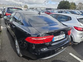 Jaguar XE 2.0D picture 6
