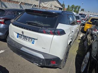 Peugeot 2008  picture 9