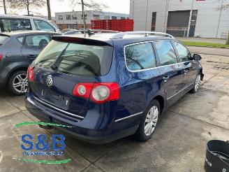 Volkswagen Passat Passat Variant (3C5), Combi, 2005 / 2010 1.9 TDI picture 3