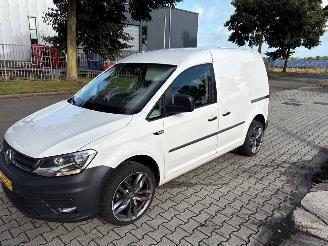 Coche accidentado Volkswagen Caddy 2.0 TDI 102 Bestel  Diesel 1.968cc 75kW (102pk) FWD 2015-11/2020-09  DFSD 2016/11