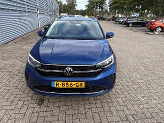 Voiture accidenté Volkswagen Taigo 1.0 TSI 95 12V SUV  Benzine 999cc 70kW (95pk) FWD 2021-09  DLAC 2022/8