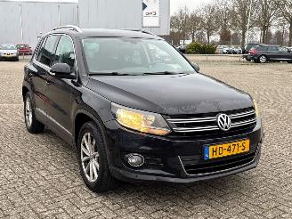 Coche accidentado Volkswagen Tiguan 1.4 TSI 16V SUV  Benzine 1.395cc 92kW (125pk) FWD 2015-05/2018-07  CZDB 2016/9