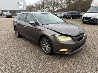 Seat Leon 1.2 TSI Ecomotive 16V Combi/o 4Dr Benzine 1.197cc 77kW (105pk) FWD 2013-08/2014-04  CJZA picture 2