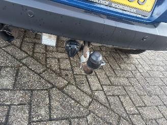 Volkswagen Tiguan 2.0 TDI 16V SUV  Diesel 1.968cc 103kW (140pk) FWD 2011-05/2018-07 (5N2) CFFB picture 21