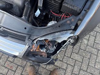 Volkswagen Jetta 1.6 FSI 16V Sedan 4Dr Benzine 1.598cc 85kW (116pk) FWD 2005-09/2008-06 (1K2) BLF; EURO4 picture 15