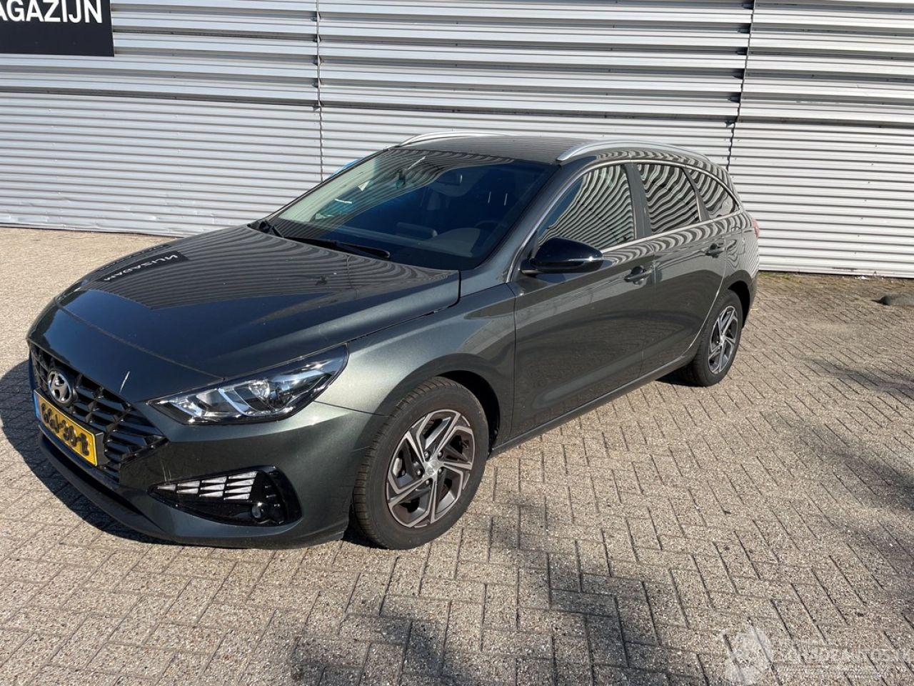 Hyundai I-30 1.0 T-GDI 12V Combi/o  Benzine 998cc 88kW (120pk) FWD