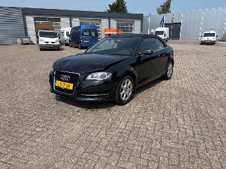 Voiture accidenté Audi A3 1.2 TFSI Cabrio  Benzine 1.197cc 77kW (105pk) FWD 2011/2