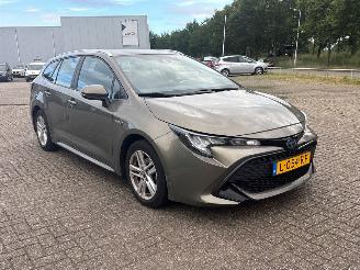 Voiture accidenté Toyota Corolla 1.8 16V Hybrid Combi/o  Elektrisch Benzine 1.798cc 90kW (122pk) FWD 2019-02 (ZWE211(W)) 2ZRFXE 2021/7