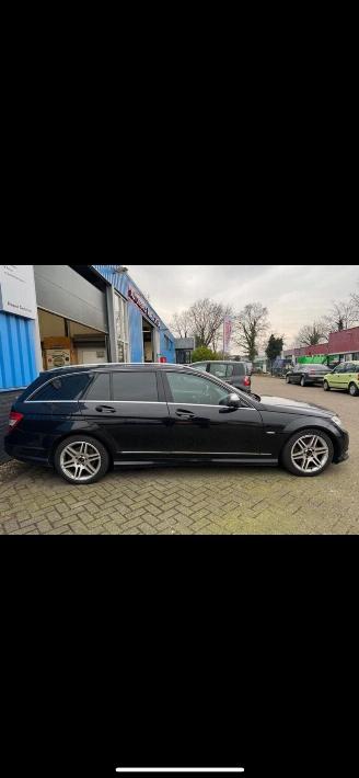 Mercedes C-klasse C320 CDI 4MATIC AMG picture 2