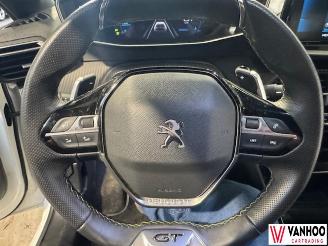 Peugeot 208  picture 16