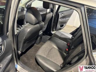 Nissan Pulsar  picture 11