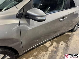 Nissan Pulsar  picture 3