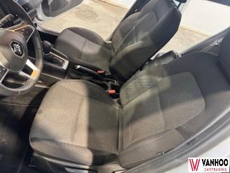 Renault Clio  picture 15