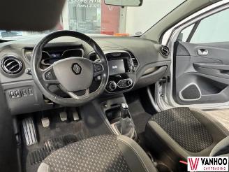 Renault Captur  picture 16