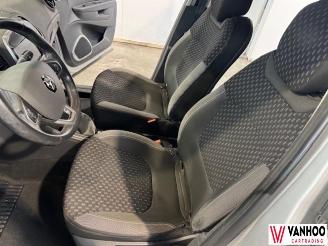 Renault Captur  picture 15