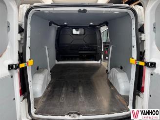 Ford Transit  picture 15