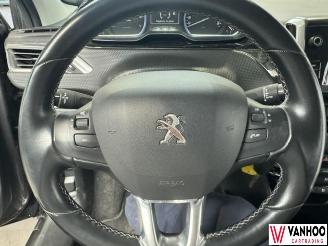 Peugeot 2008  picture 14