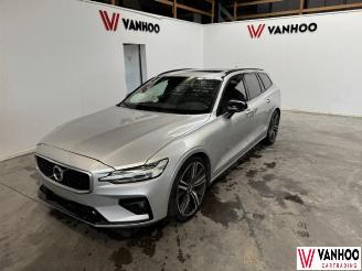 Voiture accidenté Volvo V-60  2019/6