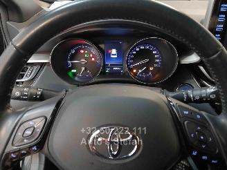 Toyota C-HR  picture 9