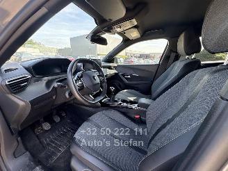 Peugeot 2008 ALLURE picture 4