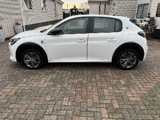 Peugeot 208 ELEKTRO  -- KLIMATRONIK picture 24