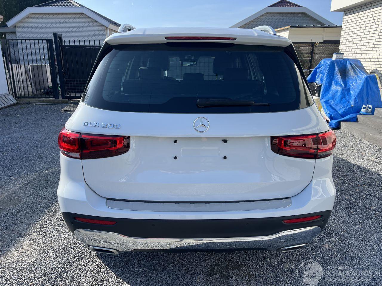 Mercedes GLB 200.GLB LEDER/NAVI/LED/CAMERA