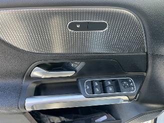 Mercedes GLB 200.GLB LEDER/NAVI/LED/CAMERA picture 23