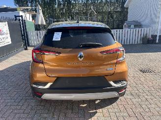 Avarii autoturisme Renault Captur E-TECH HYBRIDE - AUTOMATIC 2022/10