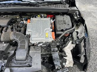 Renault Captur E-TECH AUTOMATIC - FACE-LIFT picture 12