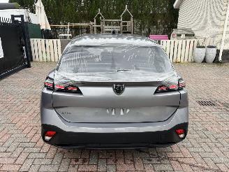 Peugeot 308 BENZINE - AUTOMATIC picture 3