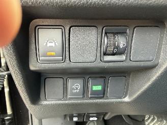 Nissan Qashqai AUTOMATIC -- DIESEL picture 24