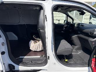 Opel Combo AUTOMATIC - 131 PS XL picture 14
