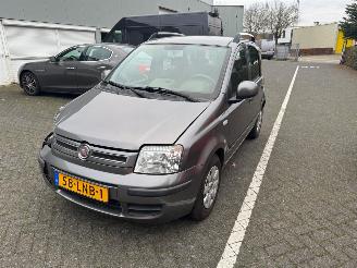 Unfallwagen Fiat Panda 1.2 Edizione Cool Airco 2010/5