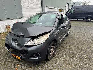 skadebil auto Peugeot 207 1.4 Vti Xline 2010/12