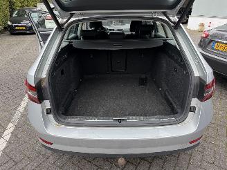 Skoda Superb 2.0 TDI Style Business AUTOMAAT picture 16