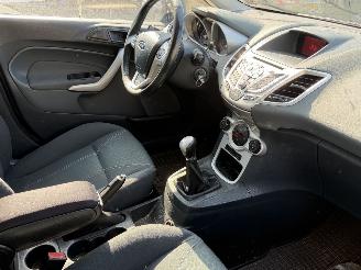 Ford Fiesta 1.4 Titanium picture 16