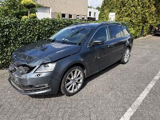 Vaurioauto  passenger cars Skoda Octavia 1.0 TSI Greentech Style Business search 2018/1