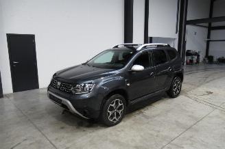 Damaged car Dacia Duster PRESTIGE 2019/4