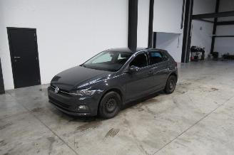 Damaged car Volkswagen Polo COMFORTLINE 2019/12