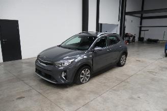 Vaurioauto  passenger cars Kia Stonic SEDAN 2021/9