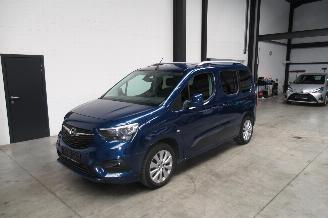 krockskadad bil auto Opel Combo MULTISPACE 2020/7